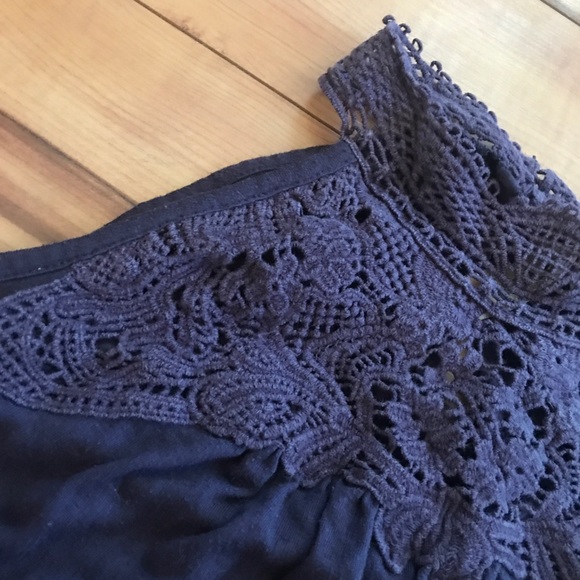 Purple halter top - Picture 2 of 2